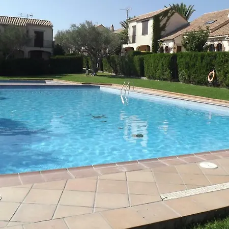 Holiday home Casa June *